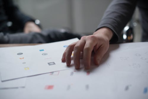 Design Logos for your company, start up or NGO